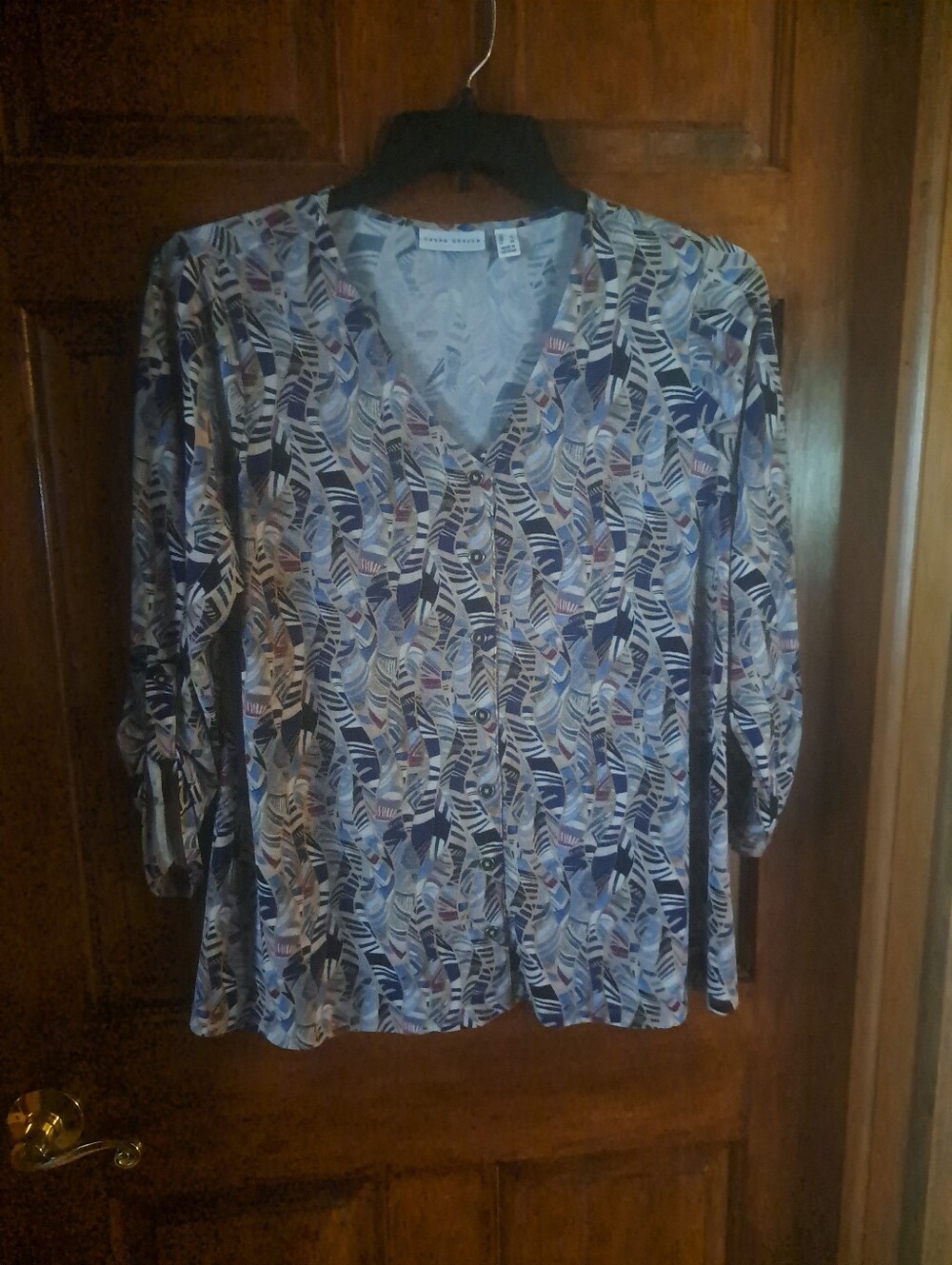 Susan Graver V Neck 3/4 L Sleeves